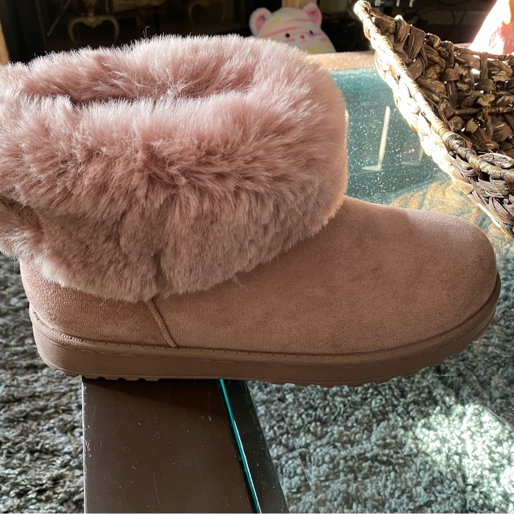 Ladies warm booties